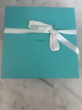 Tiffany Gift Box With Bow 12.5 X 13in XL Authentic